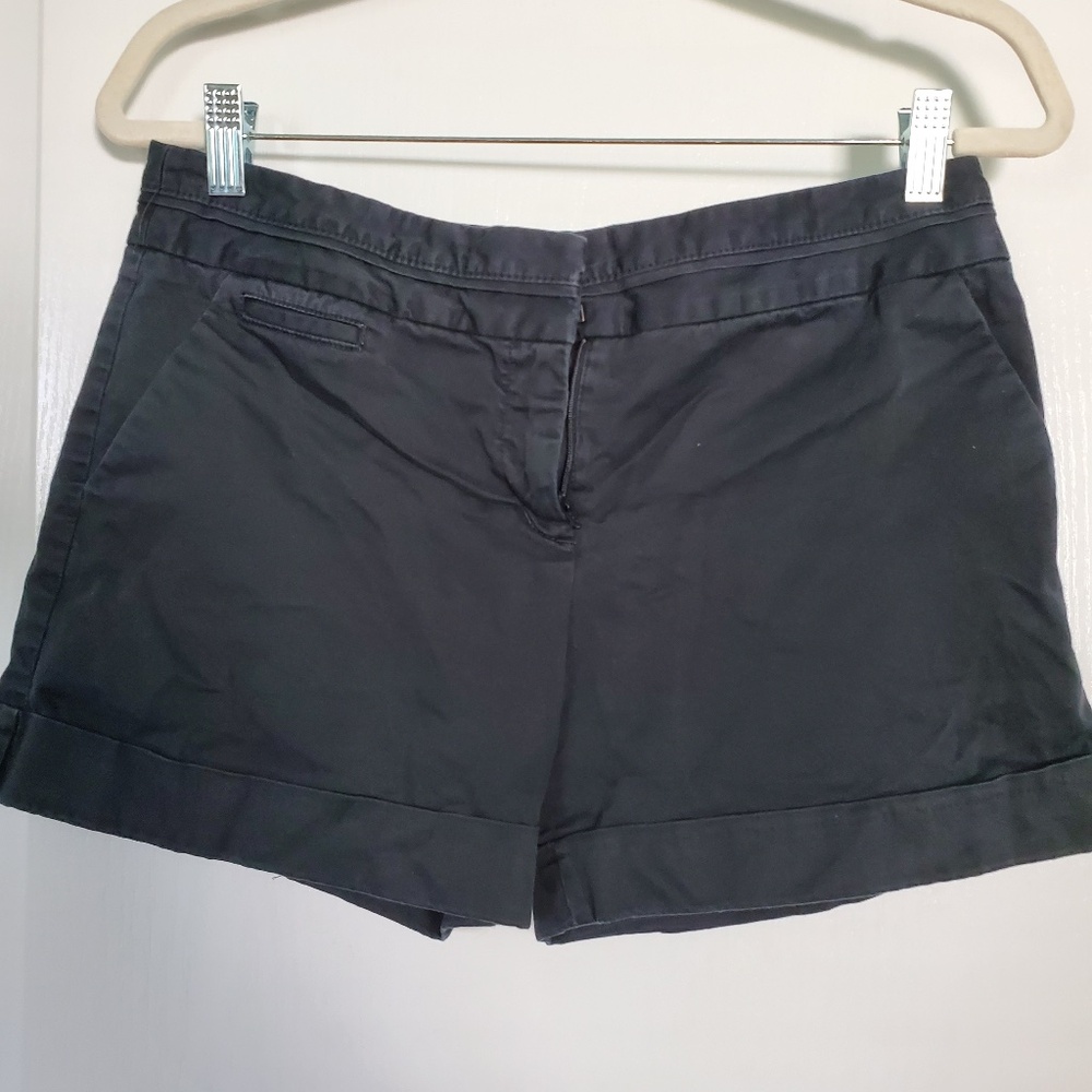 EXPRESS SIZE 6 BLACK SHORTS